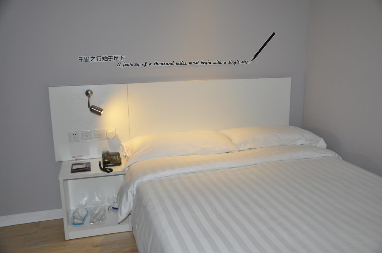 Motel Shenzhen Futian Kou'An Guihua Road ภายนอก รูปภาพ